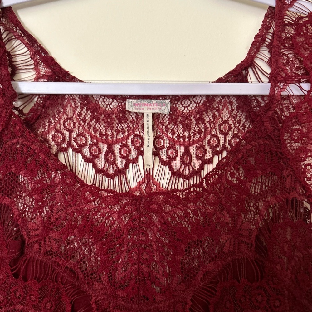 Free People Peekaboo Burgundy Lace Dress Size M NWOT - Picture 3 of 10